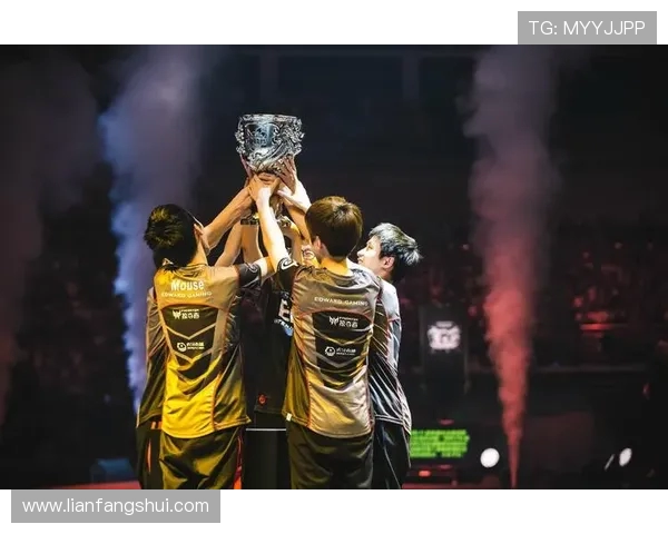 BLG鏖战RNG强强对决巅峰争锋燃爆赛场激情再掀电竞狂潮