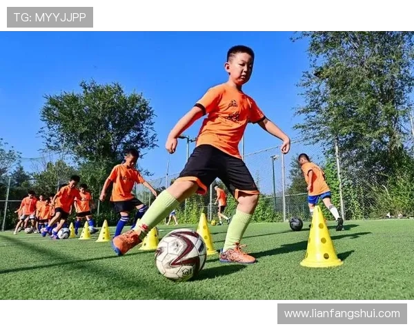 绿茵逐梦热血绽放世界豪强争锋共谱足球荣耀篇章