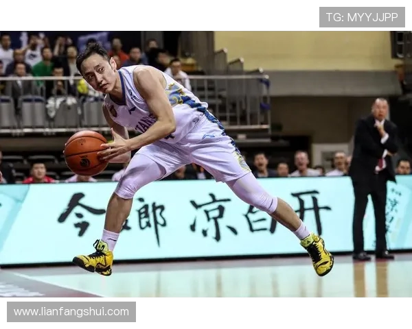 江苏肯帝亚与青岛国信激战正酣 赛场风云再起篮球魅力尽展